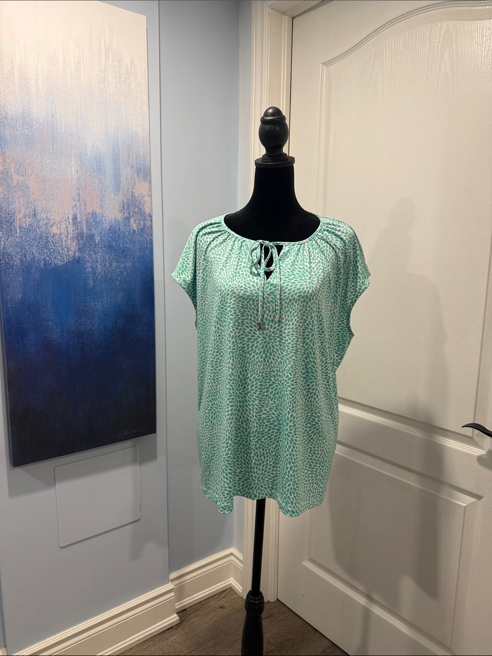 Liz Claiborne Mint Green Patterned Tie-Neck Blouse